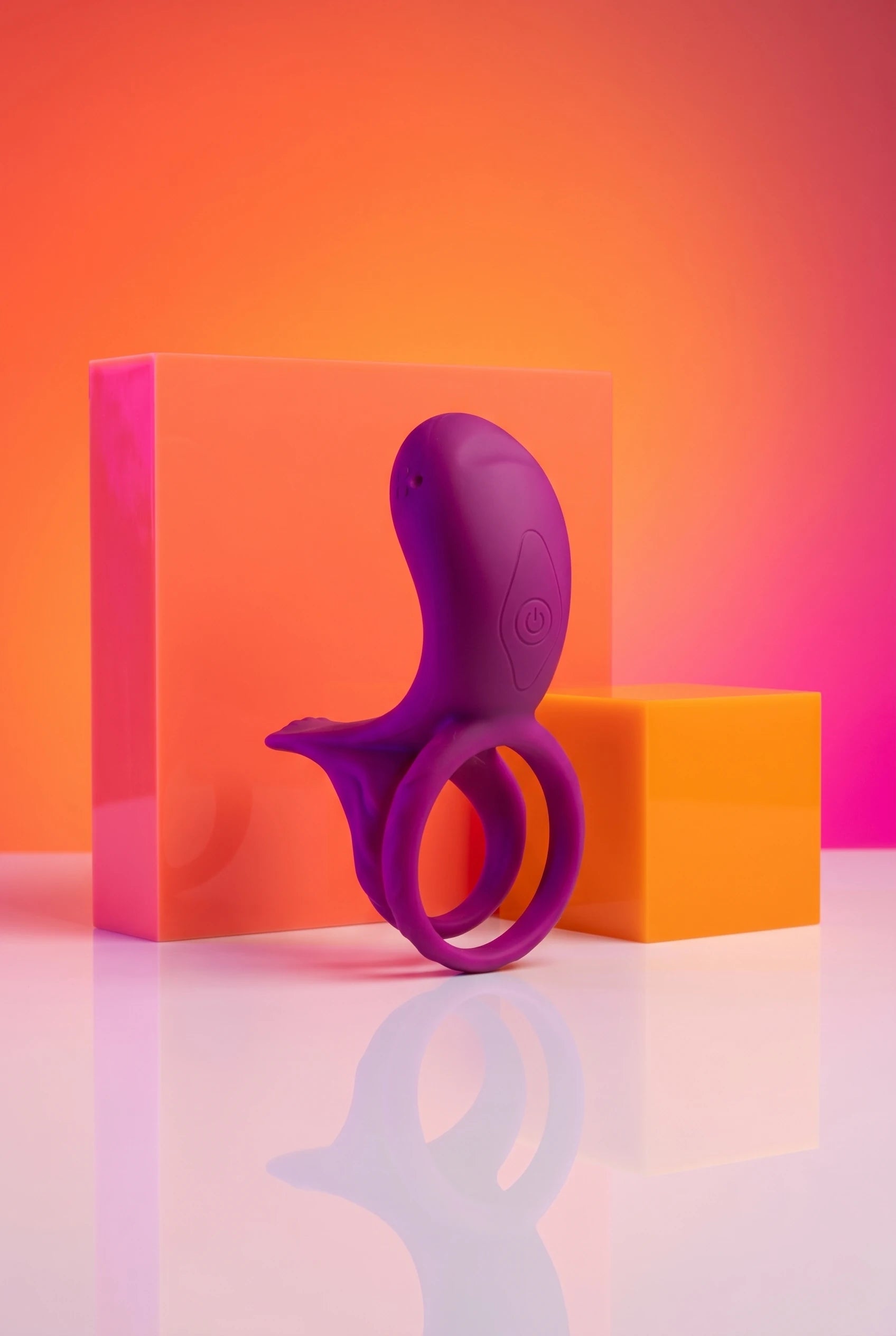 Anneau stimulateur vibrant couple Xocoon cockring silicone body-safe stimulation clitoridienne maintien érection rechargeable USB étanche IPX7