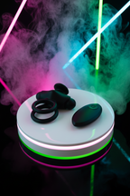 Cockring vibrant télécommandé Mr & Mrs Vibe Love to Love double anneau silicone stimulateur clitoridien 10 modes rechargeable étanche