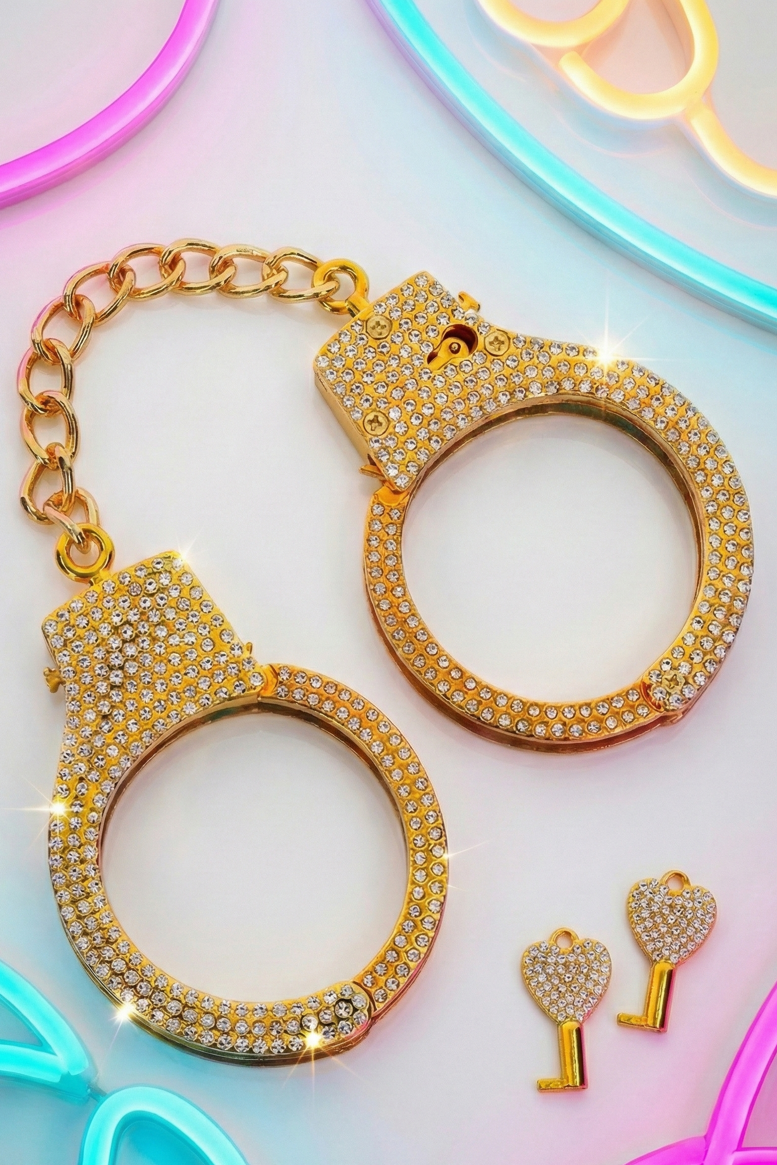 Menottes métal doré strass Diamond Wrist Taboom 2 clés cœur serties strass pochette rangement système ajustable BDSM bondage glamour