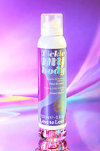 Mousse massage crépitante Tickle My Body Love To Love fleur de cerisier sensation fraîcheur pétillante 150 ml fabriqué Italie usage externe