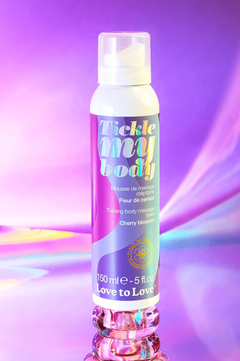 Mousse massage crépitante Tickle My Body Love To Love fleur de cerisier sensation fraîcheur pétillante 150 ml fabriqué Italie usage externe