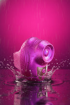 Stimulateur clitoridien Love To Love Kisscool rose iridescent berry technologie Flapping sur doigt 10 modes tapotement sans contact silicone ABS sans phtalates étanche IPX5 rechargeable USB format voyage 5,8x3,5cm